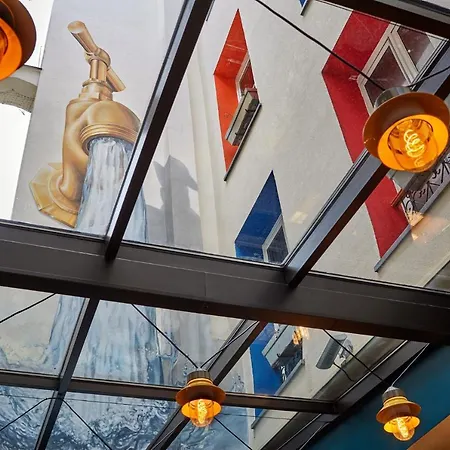 Le Robinet D'or Canal Saint Martin Hotel Paris