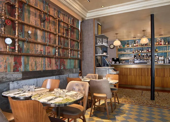 Le Robinet D'or Canal Saint Martin ホテル 3*