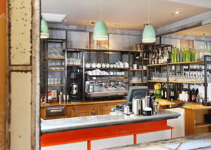 Le Robinet D'or Canal Saint Martin 3* パリ