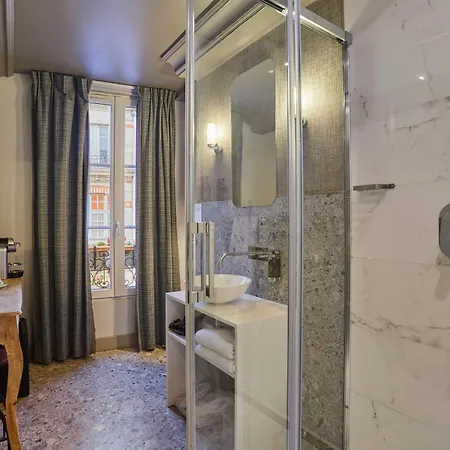 Le Robinet D'or Canal Saint Martin 3*