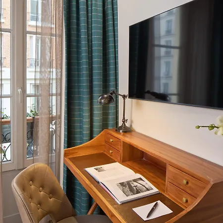 Le Robinet D'or Canal Saint Martin 3*