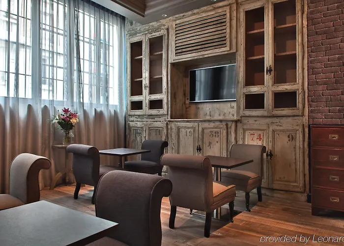 Le Robinet D'or Canal Saint Martin Hotel 3*